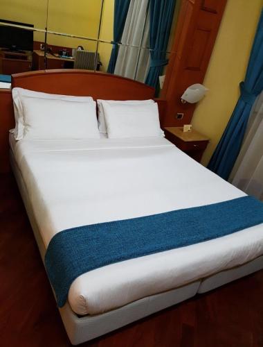 69 Manin Street - image 14