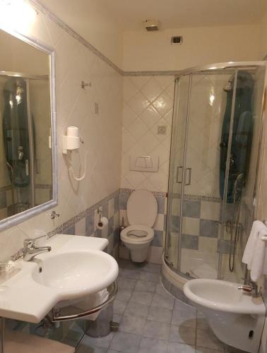 69 Manin Street - image 11