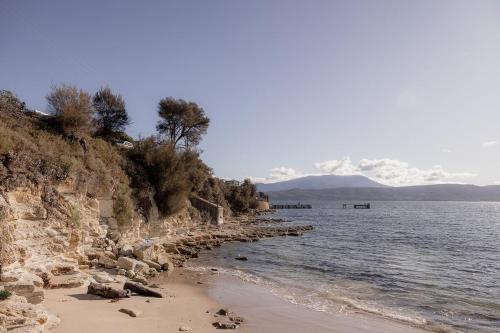 Oceanview oasis in Opossum Bay