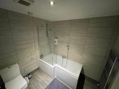 Welcome rooms 54, Swindon (photo 7)