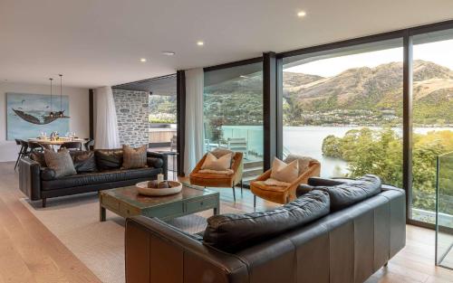 Willow Waters - lakeside luxury - a Relax it's Done holiday home, Frankton (fotografie 10)