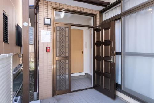 名古屋まで車で20分 駐車場があります 9名まで可 観光便利 in Oharu