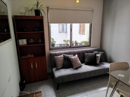 One-Bedroom Apartment image 1