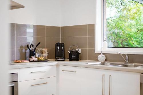 Magnificent Beachside Living at Heart of Mornington in Mornington