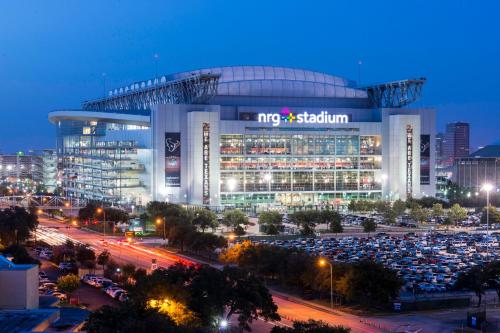 Oasis in Downtown, NRG MedCenter in Houston, USA