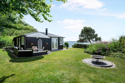 A szálláshely kívülről, Beautiful Holiday Home With Panoramic Views Over Ebeltoft Bay in Handrup Strand