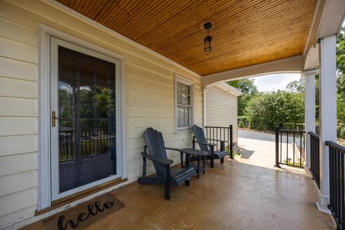 Harrisonburg Hidden Gem Across From Jmu & Hotspots in 해리슨버그 시티 센터