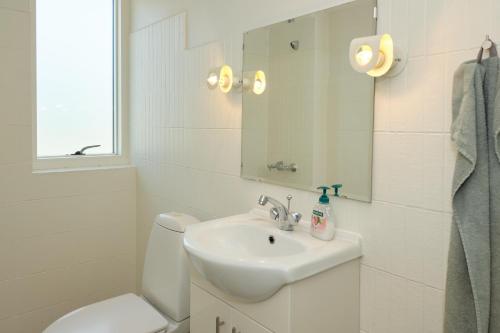 Amazing Home In Ebeltoft With 3 Bedrooms And Internet - image 2