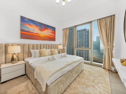 Luxury 1BR 5min to Dubai Mall Burj Khalifa View from pool, Dubái (foto 4)