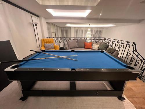 Luxury Pool Villa 5BR 12pax with Private Lift in Ekkamai, Bangkok (foto 4)