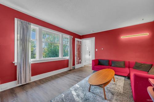 Cozy two bedroom in upper floor in Vancouver West in Vancouver, Canada
