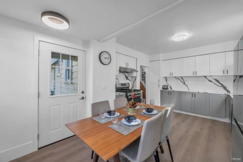 Cozy two bedroom in upper floor in Vancouver West in Vancouver, Canada