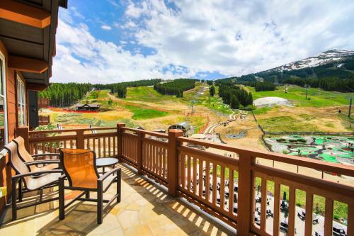 Luxury 4 Bedroom Condo on Peak 8 condo in Breckenridge, USA