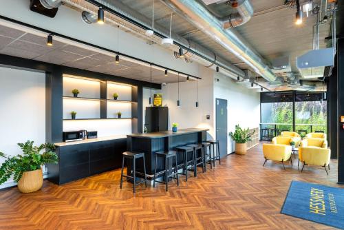 Shared lounge/TV area, Hessnery Hotel in Nomme