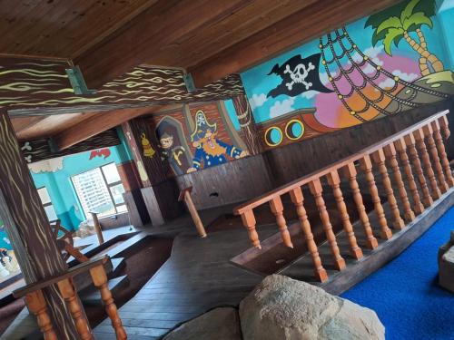 Banana Beach Club B6