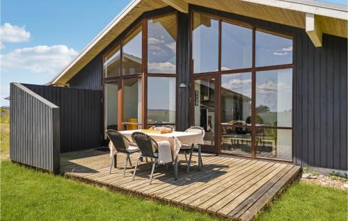 Beautiful Home In Ulfborg With House Sea View in Thorsminde
