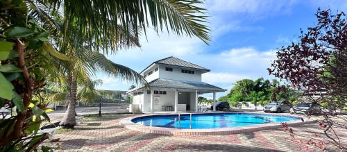 GreenNcozy 3R2B 10PAX I Casuarina Park Melacca in Klebang
