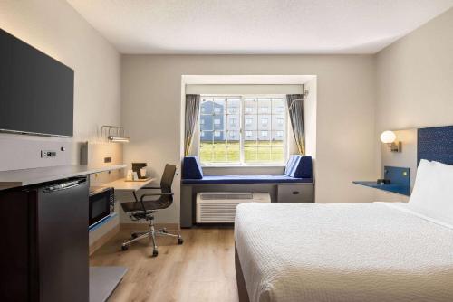 Microtel Inn & Suites by Wyndham New Ulm - image 6