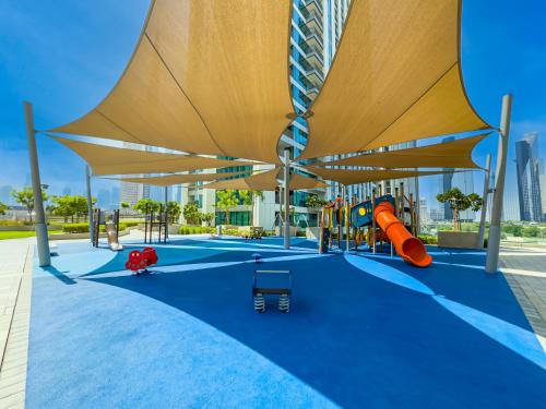 Al-Fannan at Downtown Views 2 - Best Burj Khalifa View - Brand New Luxury 2 Bedroom Apartment Al-Fannan at Downtown Views 2 - Best Burj Khalifa View - Brand New Luxury 2 Bedroom Apartment