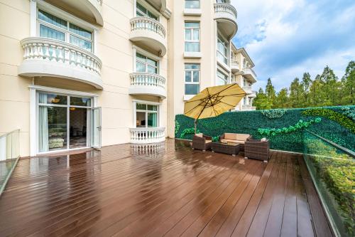 Hongqiao State Guest Hotel near Béke Tér