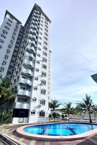 GreenNcozy 3R2B 10PAX I Casuarina Park Melacca in Klebang