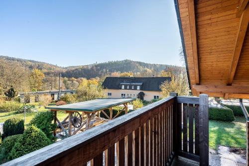 Blockhaus - Ferienwohnung Sunrise - Apartment - Erdmannsdorf