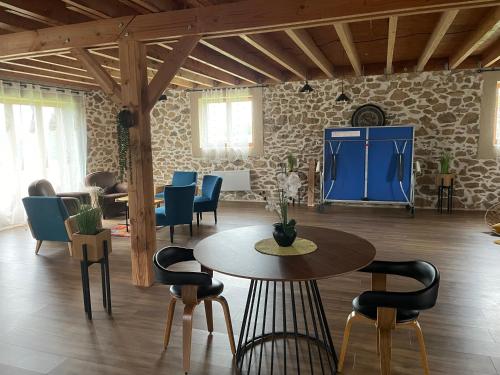 Grande maison conviviale in Neuvic-Entier
