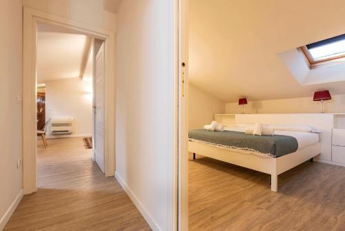 Italianflat - Sweet Mansarda in Corso Porta Nuova, Verona (fotografie 9)