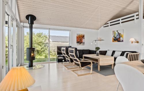 Cozy Home In Sydals With House Sea View