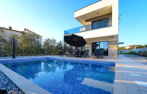 Gorgeous Home In Vodnjan