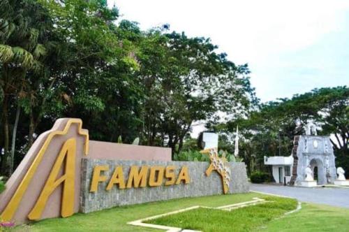 A'FAMOSA Pool Villa by S&T Homez