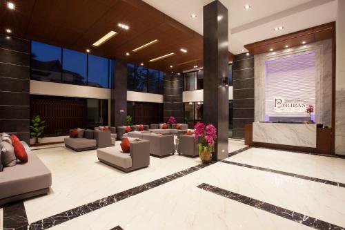 Paripas Patong Resort - SHA Extra Plus, Praia de Patong – Preços  atualizados 2023