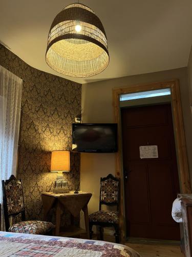 Fontaine Valhalla Hotel - image 9