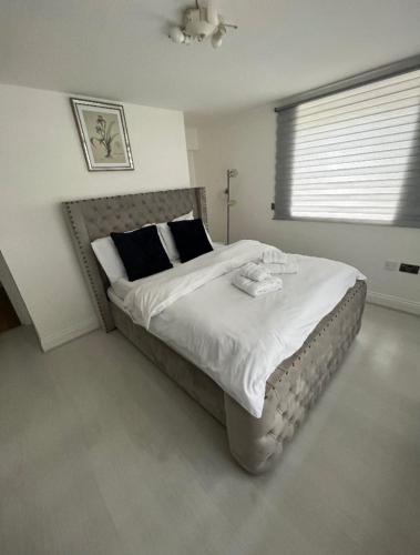 Spacious 2 bedroom in Woolwich 15 minutes to 02