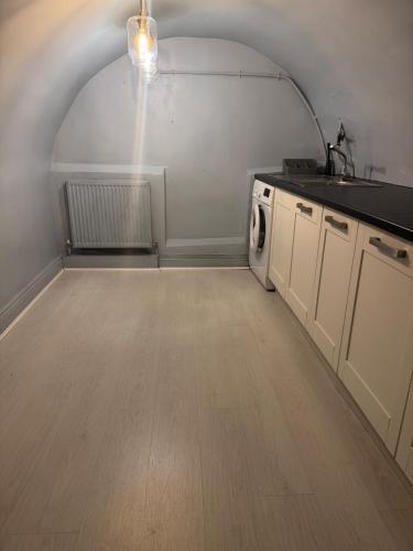 Spacious 2 bedroom in Woolwich 15 minutes to 02