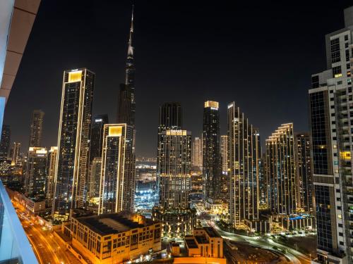 WonderfulStay at Paramount Residences - Highest Infinity Pool - Burj Khalifa View - Brand New Luxury Apartments, Dubai (photo 7)