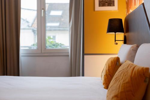 Hôtel Kyriad Canal Saint Martin-Republique - main image