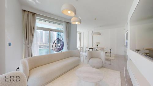 Luxurious Apartment with Marina Views, Dubaï (photo 2)