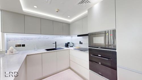 Luxurious Apartment with Marina Views, Dubaï (photo 7)