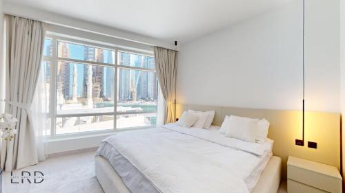 Luxurious Apartment with Marina Views, Dubaï (photo 8)