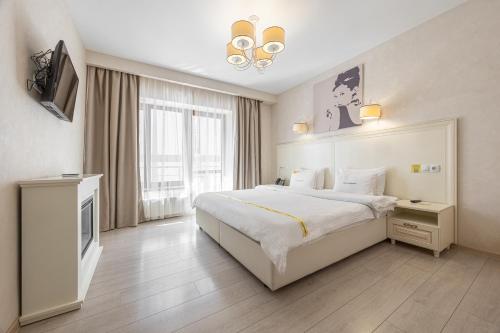 1 queen bed, 1 sofa bed