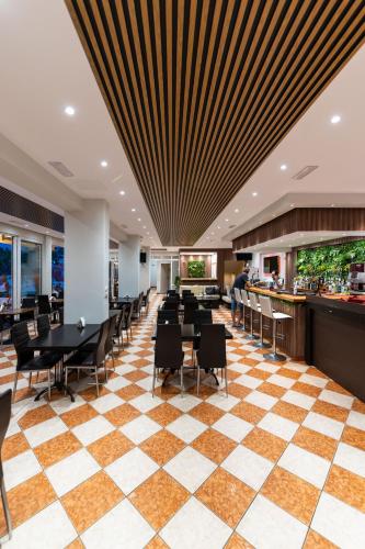 Ресторант, Angelina Hotel & Apartments in Корфу