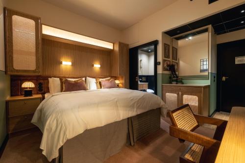 Small Double Room - without Windows at Jacy´z image 4