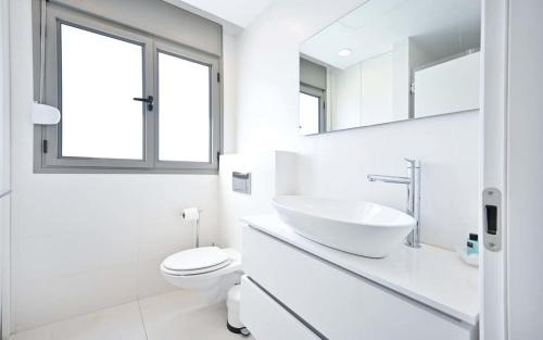 Apartment image 10
