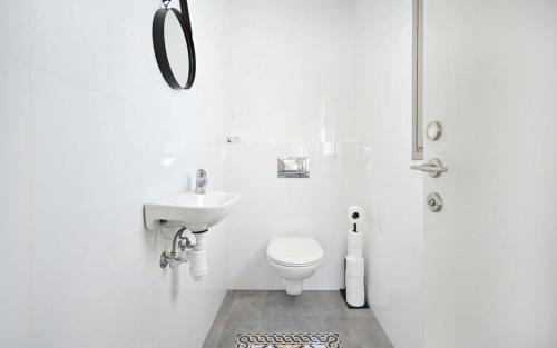 Apartment image 5