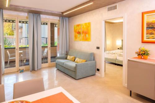 Superior One-Bedroom Apartment image 10