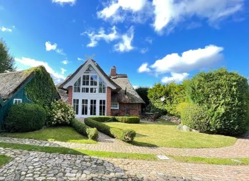 1100 - Reetdachhaus in Grube in Grube, Deutschland