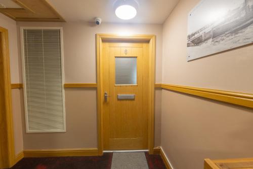 2 bedrooms, 4 beds