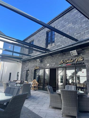 Facilities, Sweeney's Hotel 2020 Limited in Dunglow