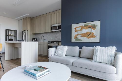 Blueground Medical District 1bd apartment CHI-1109 in Chicago, USA